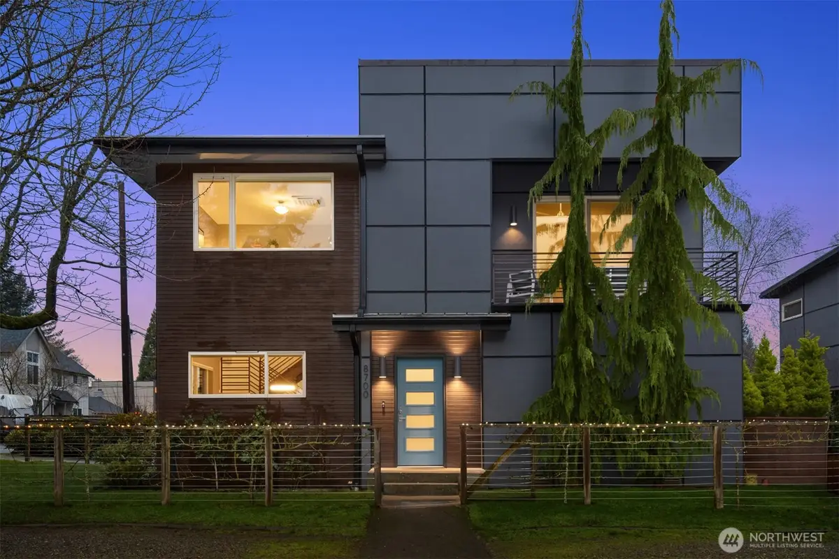 8700 12th Avenue Nw, Seattle, WA 98117 - Image #1