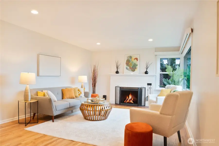 3010 12th Avenue W, Seattle, WA 98119 - Image #2