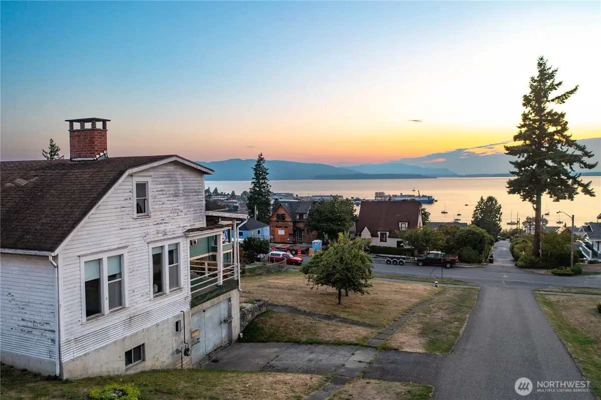 917 13th Street, Bellingham, WA 98225 - Image #1