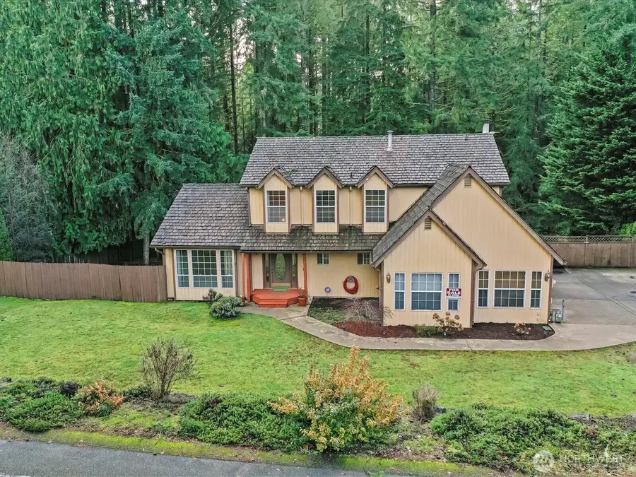 7996 Cabrini Drive Se, Port Orchard, WA 98367 - Image #2