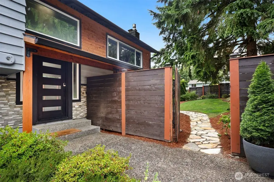 8807 Shadow Wood Drive, Everett, WA 98208 - Image #3