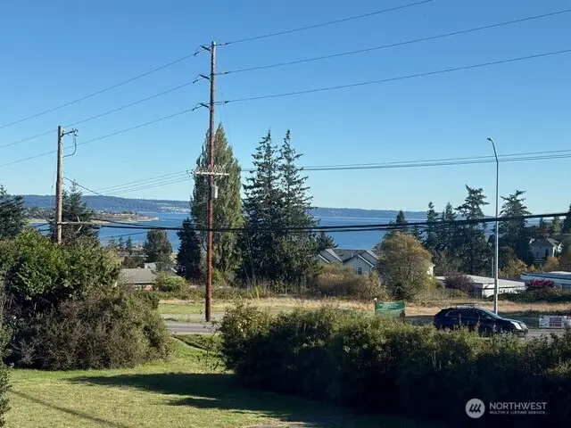 915 SW Kimball Drive #B3, Oak Harbor, WA 98277 - Image #2