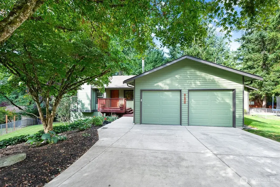 21806 NE 17th Court, Sammamish, WA 98074 - Image #2