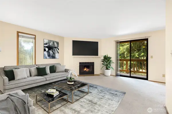 17425 119th Lane Se #D30, Renton, WA 98058