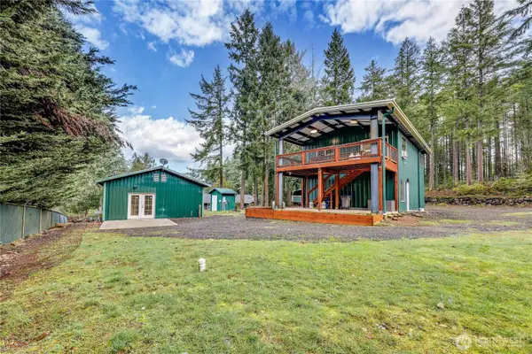 8449 NW Wildcat Lake Road, Bremerton, WA 98312