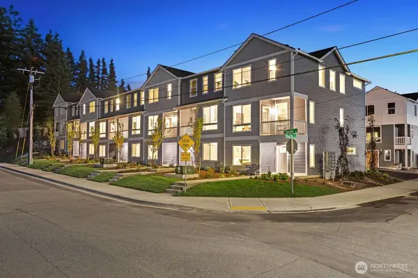 7025 Rainier Drive #D, Everett, WA 98203