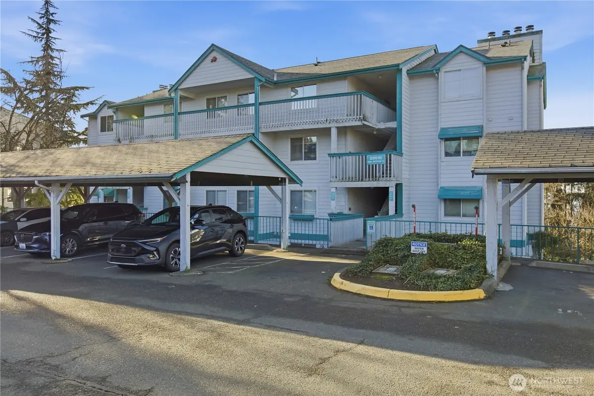 28610 16th Avenue S #303, Federal Way, WA 98003 - Image #1