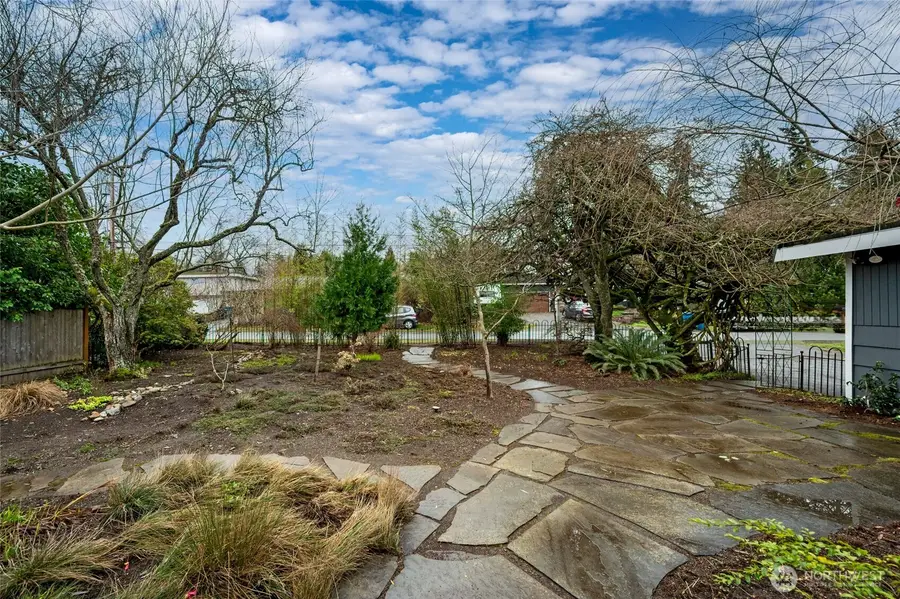 22432 98th Avenue W, Edmonds, WA 98020 - Image #2