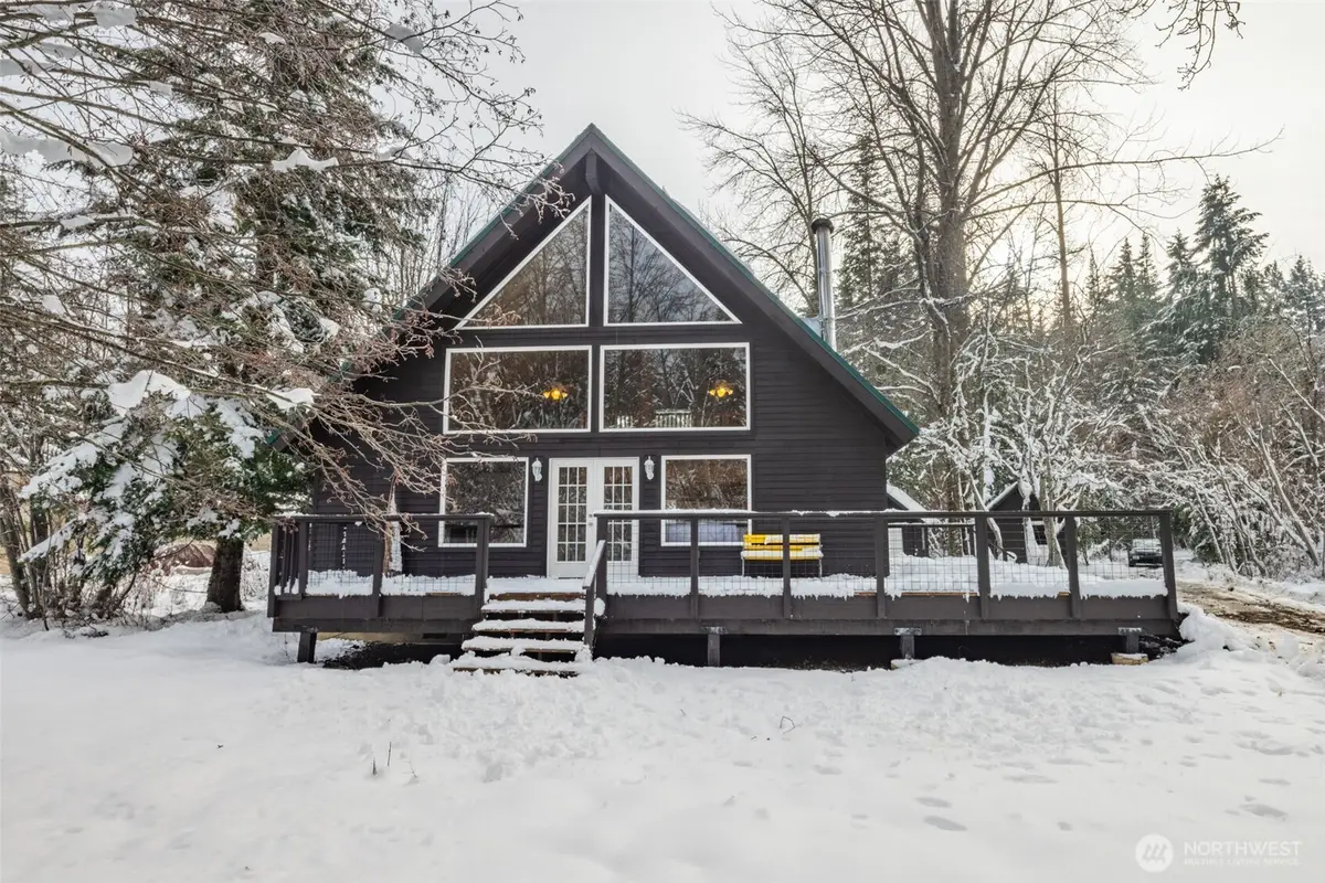 201 Pine Glen Drive, Easton, WA 98925 - Image #1