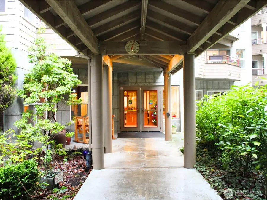 1750 152nd Avenue Ne #W-211, Bellevue, WA 98007 - Image #3