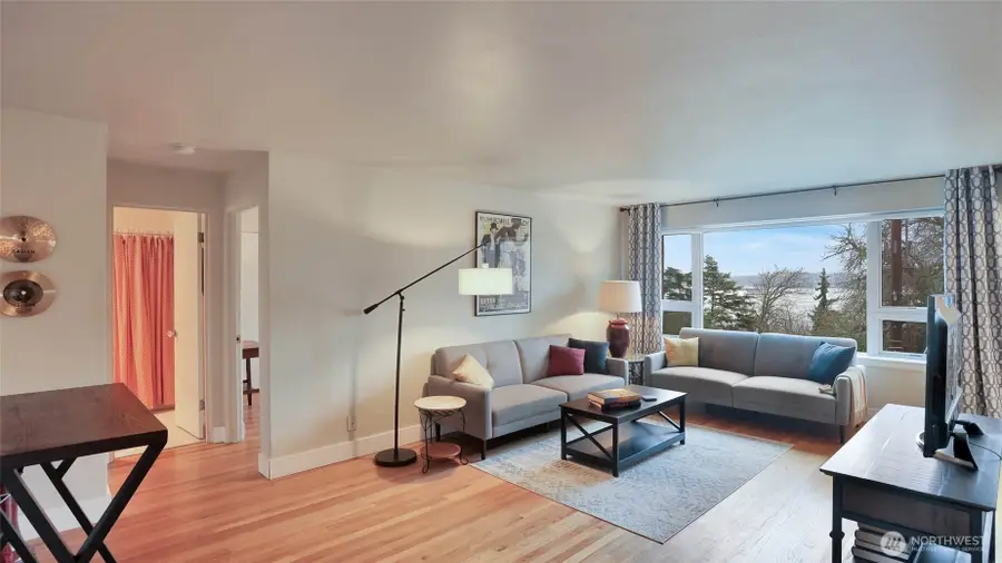 530 W Olympic Place #304, Seattle, WA 98119 - Image #3