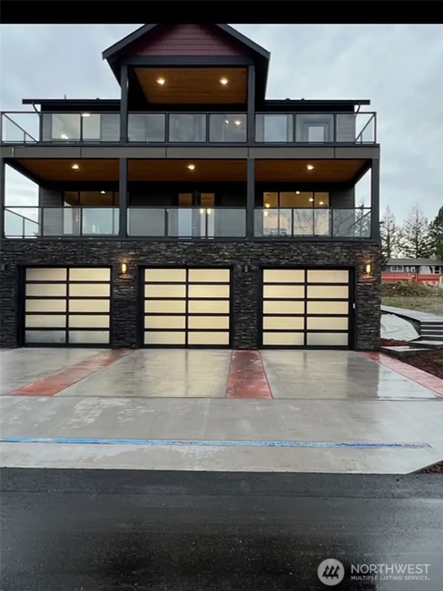 3706 W 3rd Street, Anacortes, WA 98221 - #3