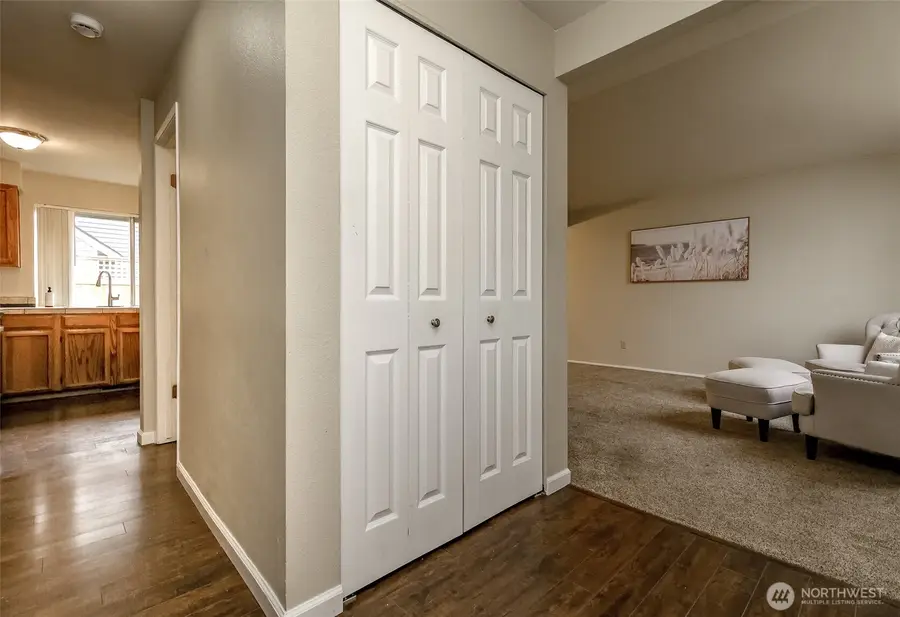 12105 SE 261st Court, Kent, WA 98030 - Image #3