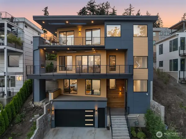 11909 90th Avenue Ne, Kirkland, WA 98034