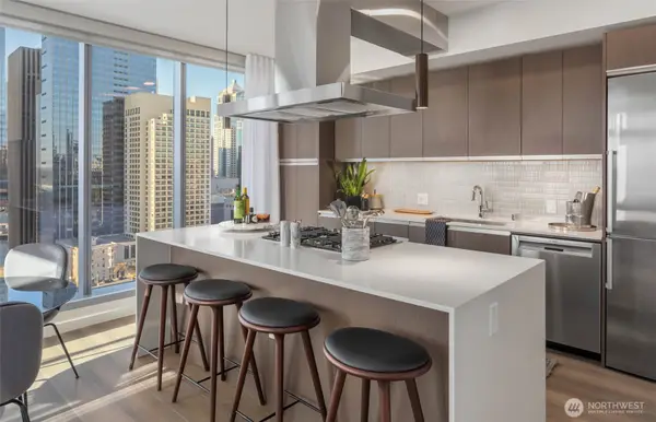 800 Columbia Street #2201, Seattle, WA 98104