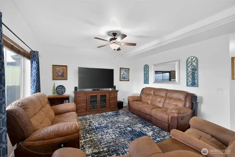 1427 W Century St, Moses Lake, WA 98837 - Image #2