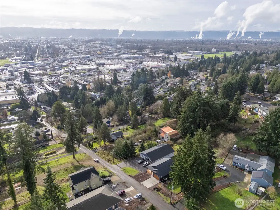 2333 W Castleman Street, Longview, WA 98632 - #3