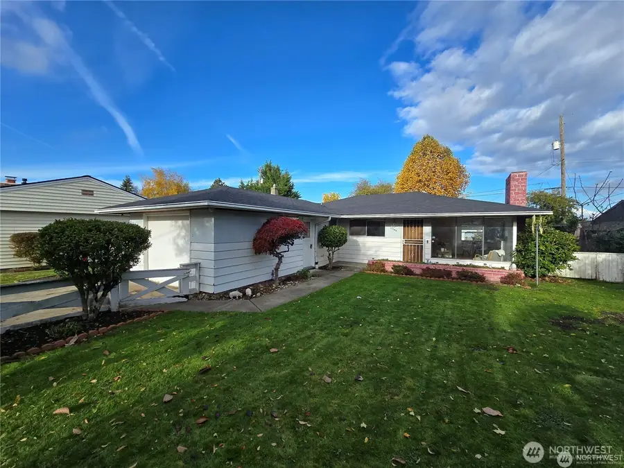 11144 Woodward Avenue S, Seattle, WA 98178 - Image #2