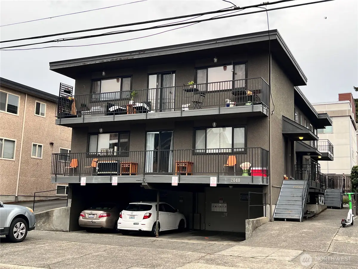 2040 NW 59th Street, Seattle, WA 98107 - Image #1