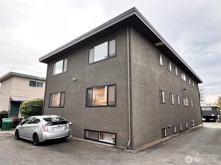 2040 NW 59th Street, Seattle, WA 98107 - Image #3