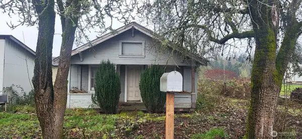 1524 Grand Avenue, Centralia, WA 98531