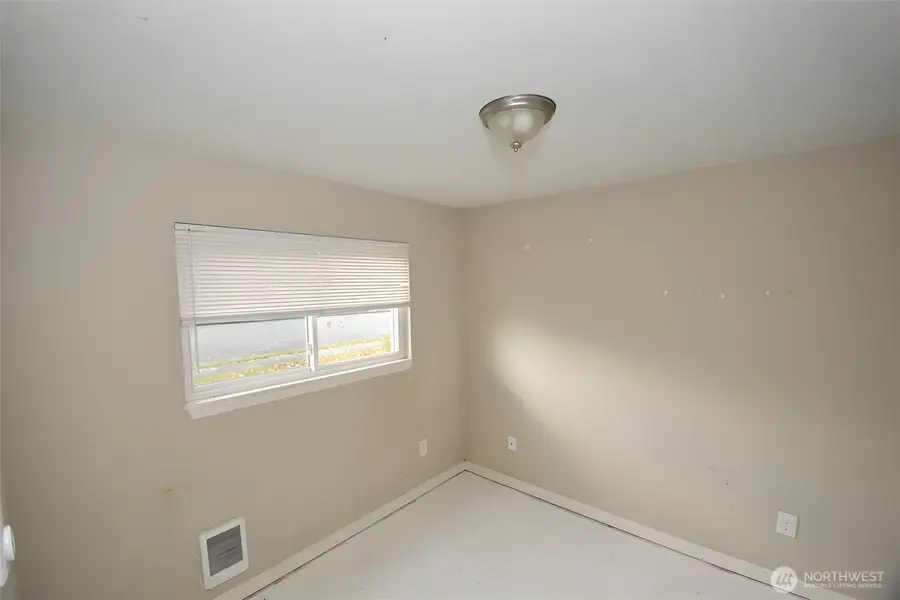 92 Quinn Avenue #A B C, Marysville, WA 98270 - Image #2