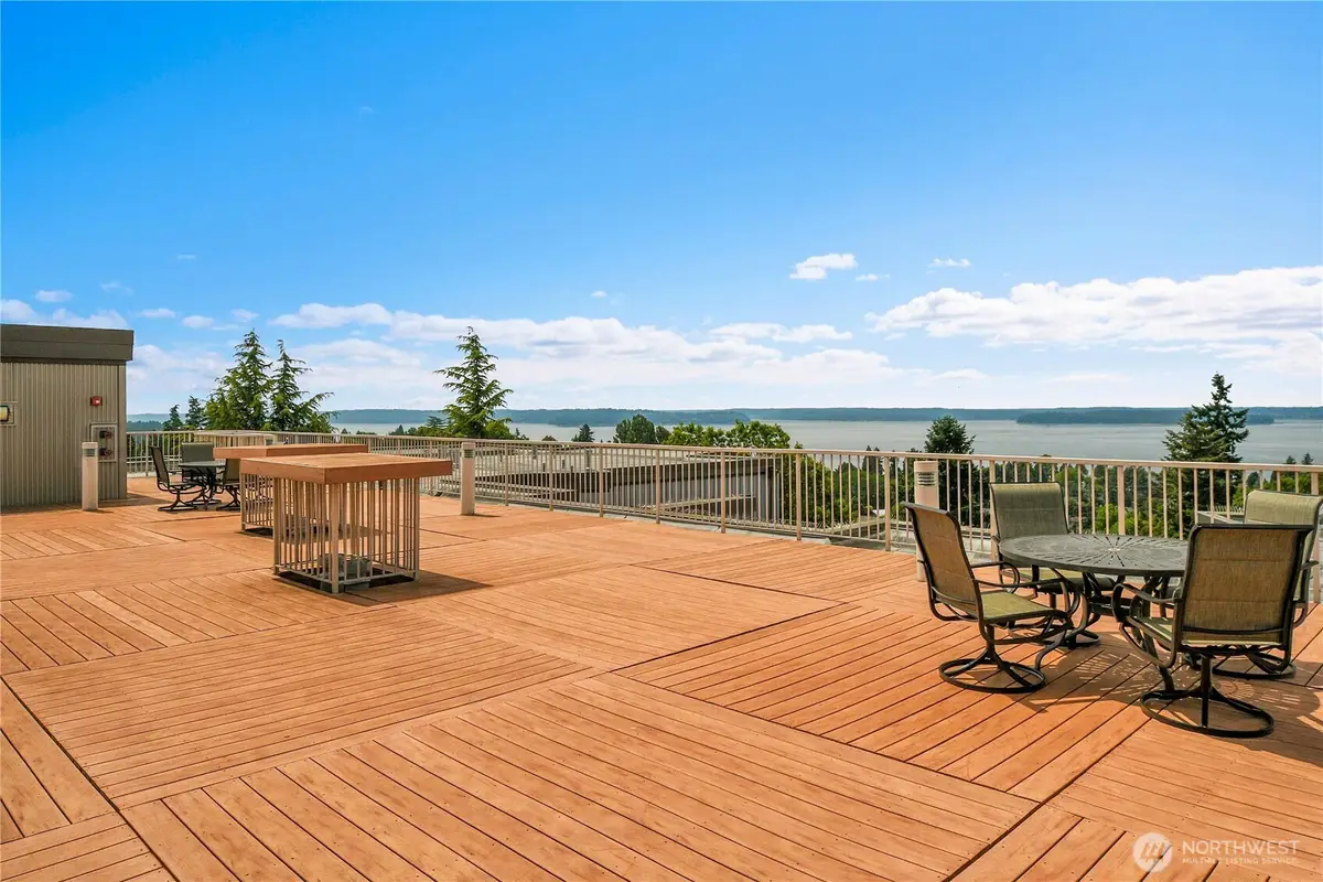 5001 California Avenue Sw #212, Seattle, WA 98136 - Image #1