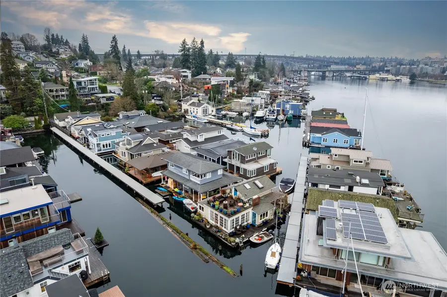 1213 E Shelby Street #15, Seattle, WA 98102 - Image #2