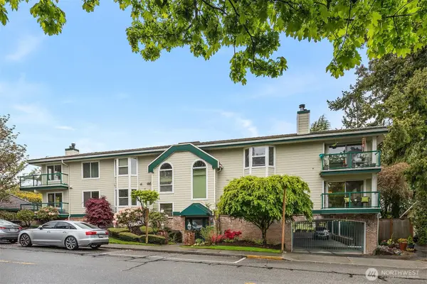 609 7th Avenue N #B204, Edmonds, WA 98020