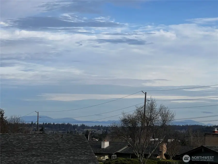 1301 S Third Avenue #5B, Sequim, WA 98382 - Image #2