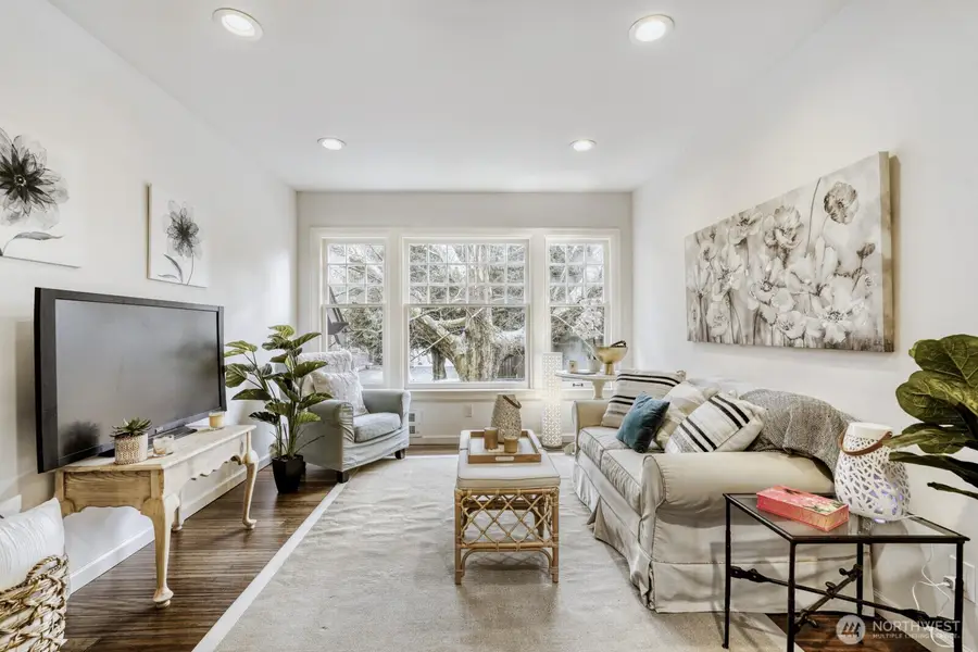 535 20th Avenue E #A204, Seattle, WA 98112 - Image #3