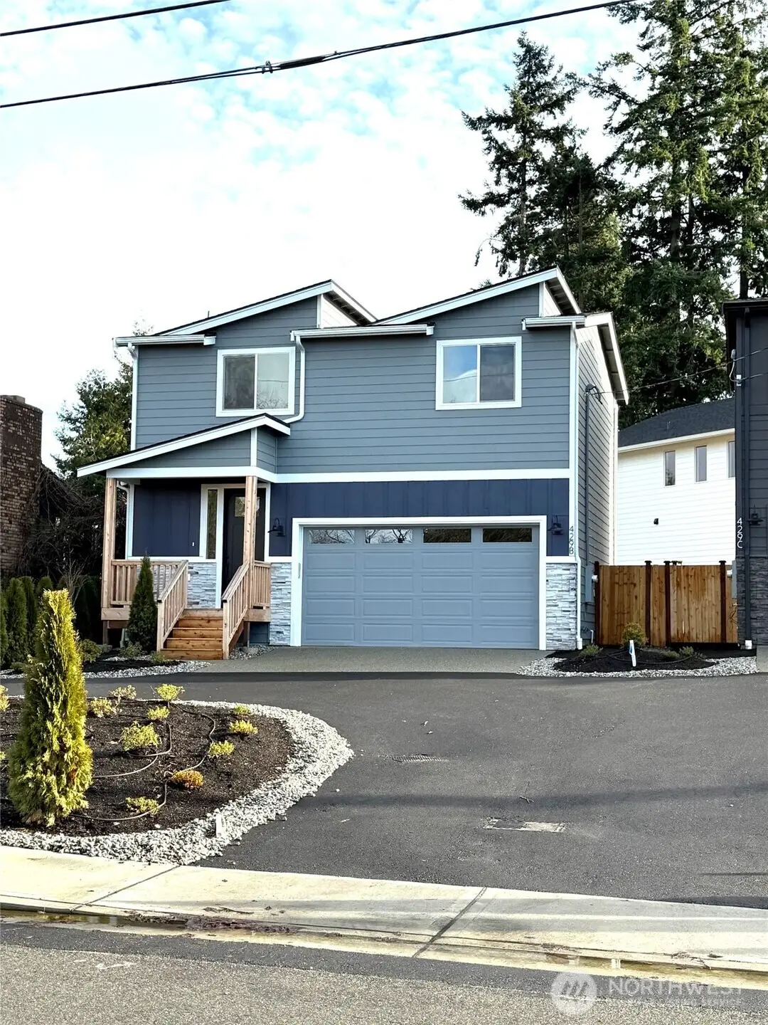 429 Legion Drive #B, Everett, WA 98201 - Image #1
