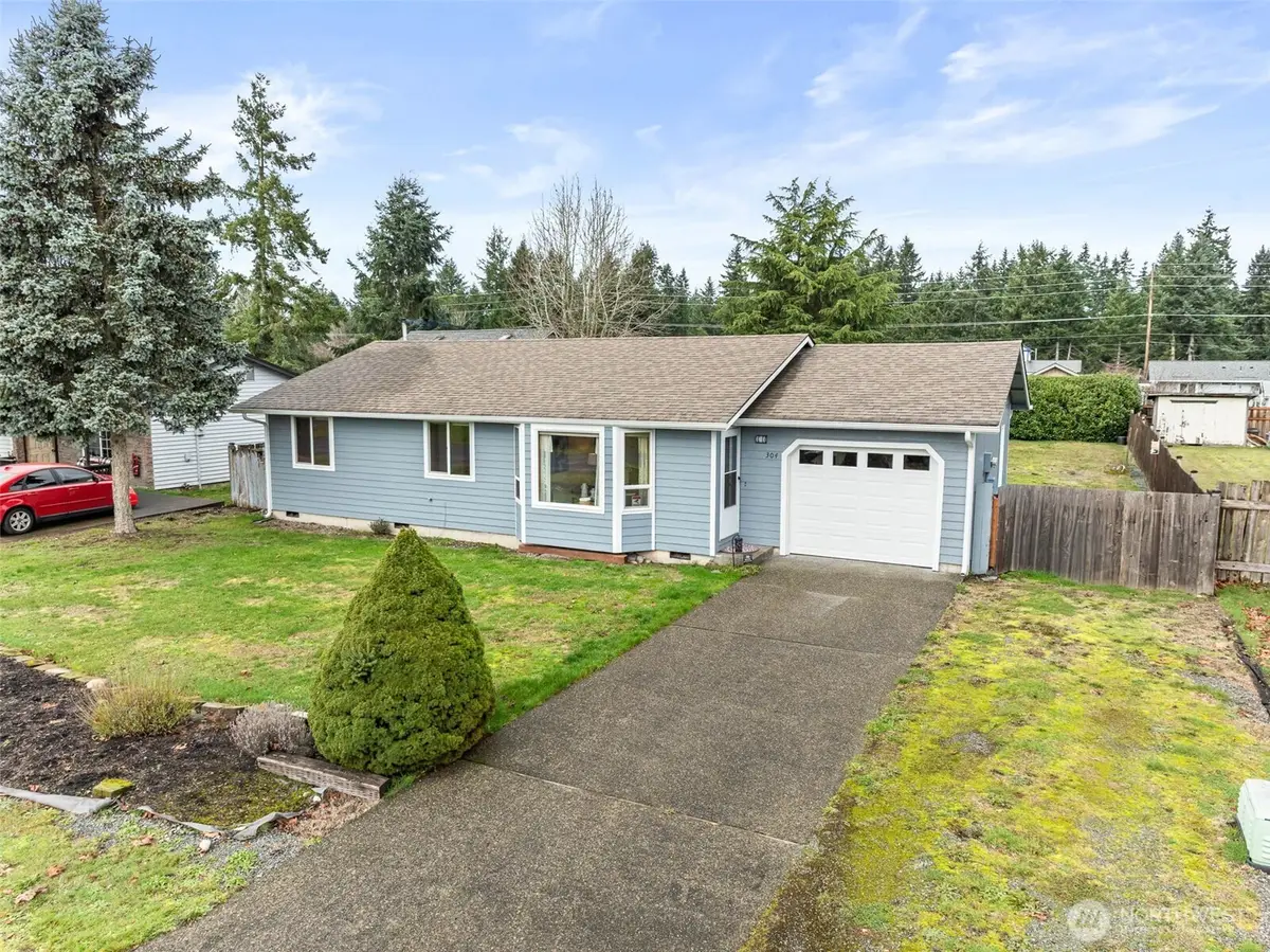 304 Olympia Street E, Rainier, WA 98576 - Image #1