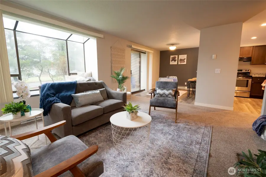 1327 S Puget Drive #F-27, Renton, WA 98055 - Image #3