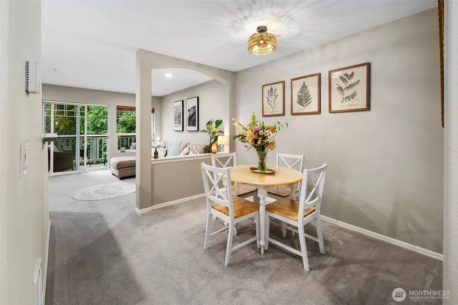 18501 Newport Way #H236, Issaquah, WA 98027 - Image #2