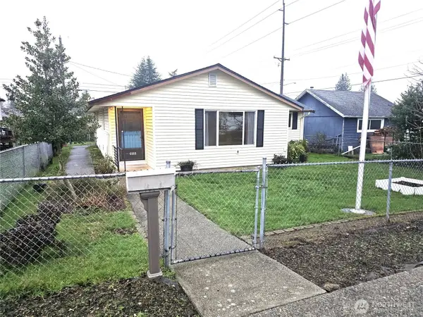 6808 S Montgomery Street, Tacoma, WA 98409