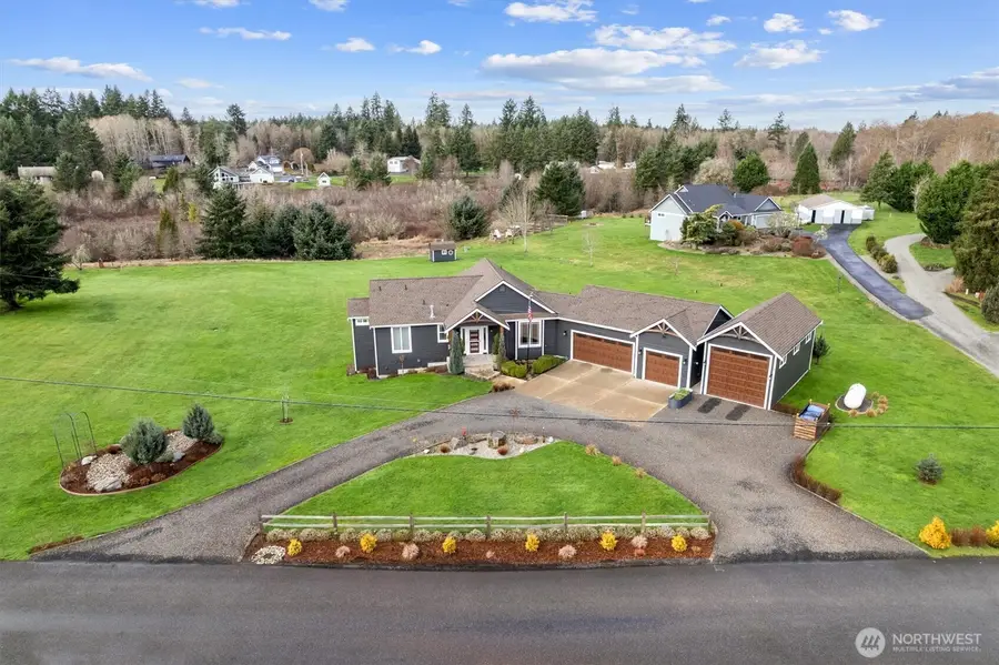 4946 Pleasant Glade Road Ne, Olympia, WA 98516 - Image #2