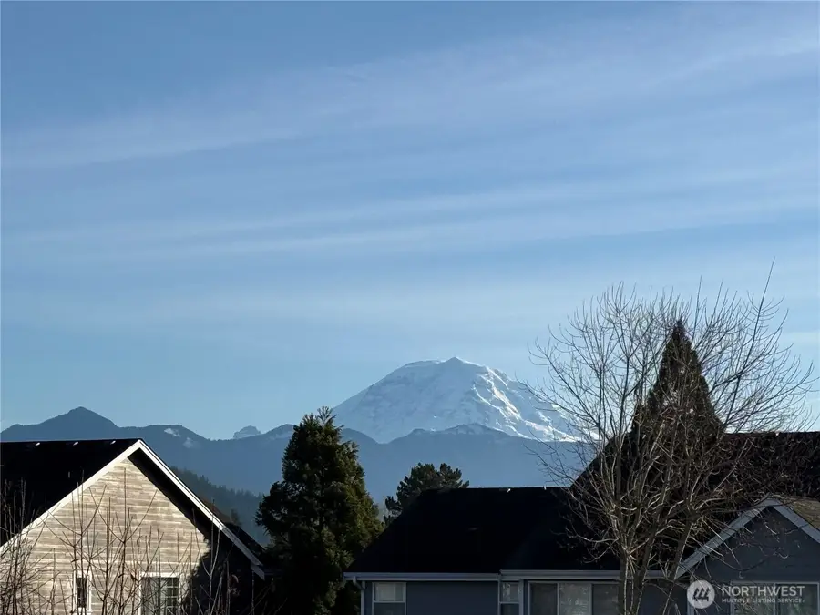 3384 Larsen Avenue, Enumclaw, WA 98022 - Image #2