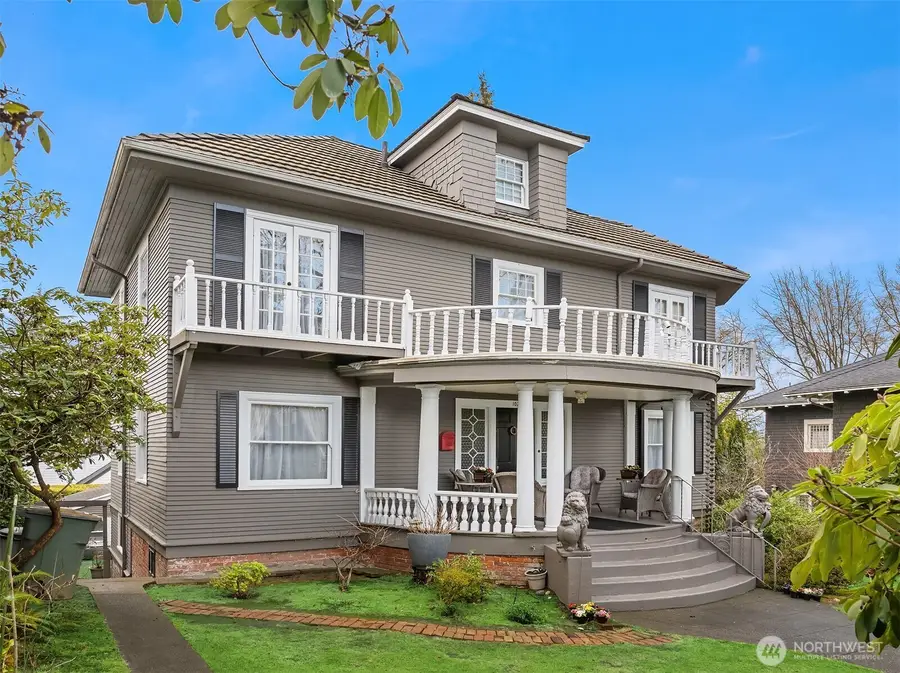 1021 34th Avenue E, Seattle, WA 98112 - Image #3