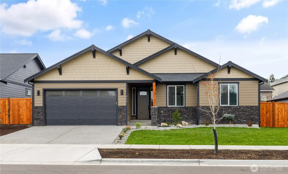 865 NW Shire Street, Oak Harbor, WA 98277 - Image #1