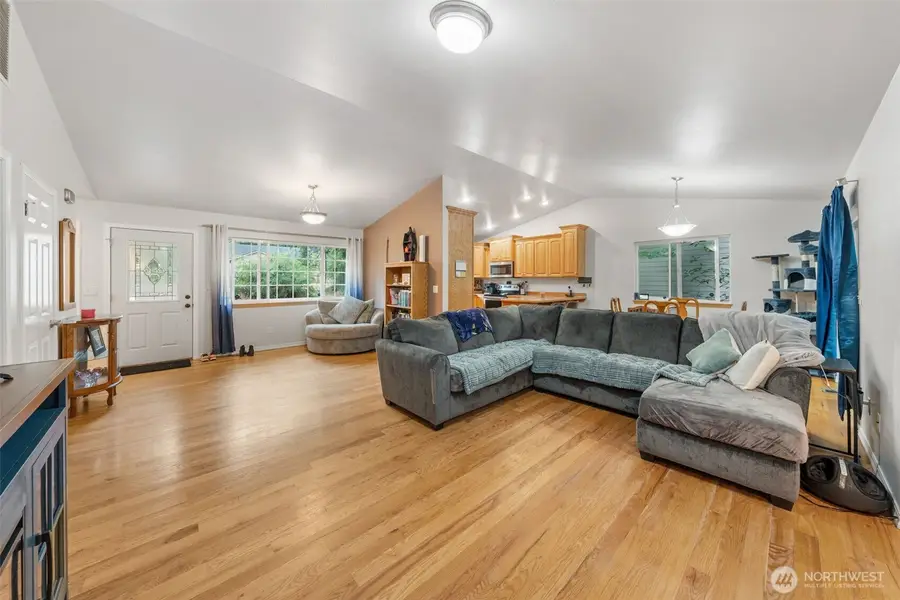 18634 Woodside Drive Se, Yelm, WA 98597 - Image #3