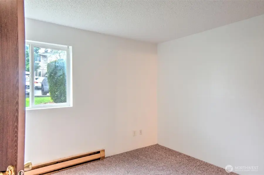 12415 NE 130th Court #H104, Kirkland, WA 98034 - Image #3