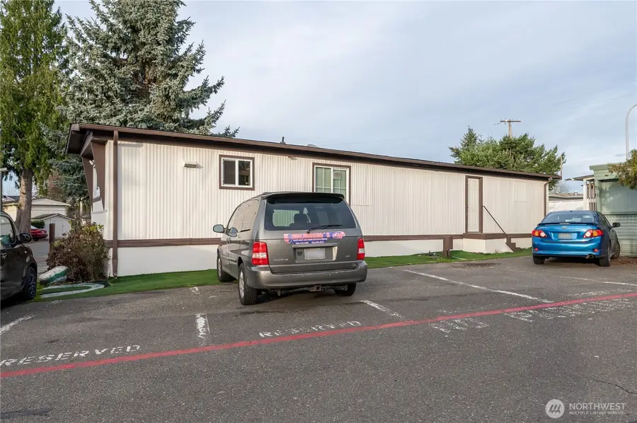 24415 64th Avenue S #2, Kent, WA 98032 - Image #3