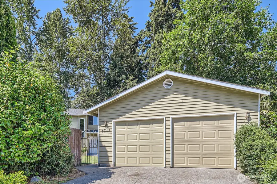9213 1st Drive Se, Everett, WA 98208 - Image #2