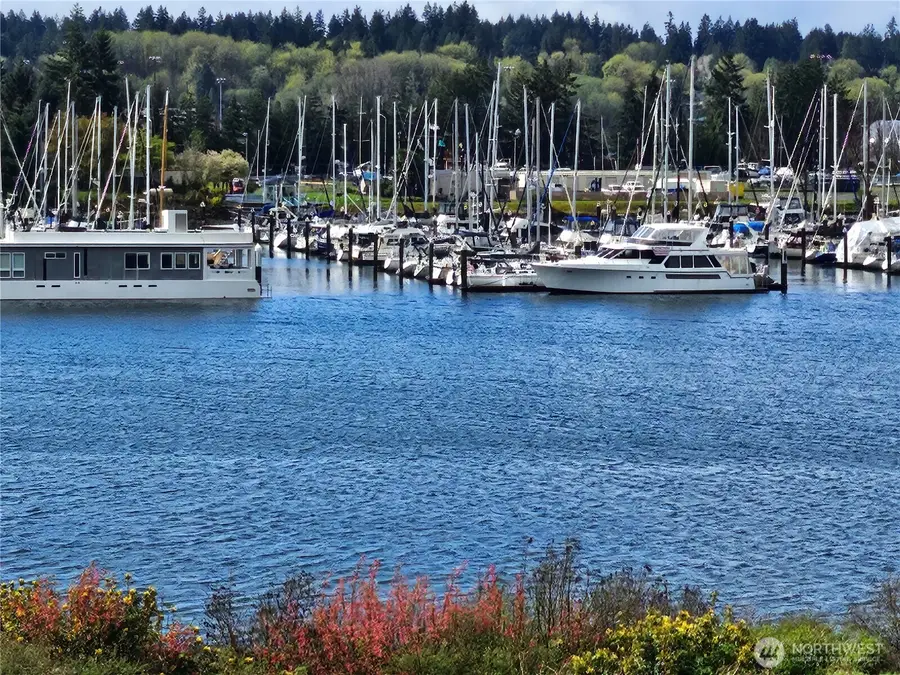 1130 East Bay Drive Ne, Olympia, WA 98506 - Image #3