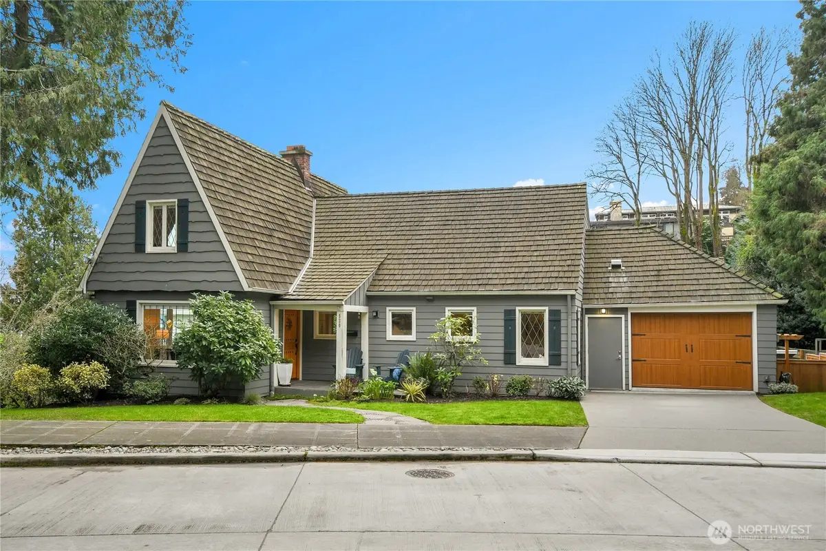 520 Wellington Avenue, Seattle, WA 98122 - Image #1