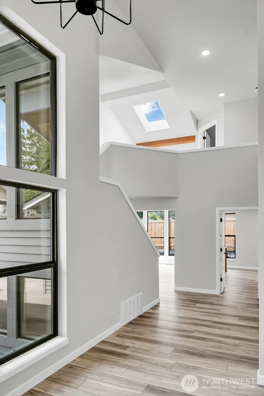 16608 63rd Avenue W, Lynnwood, WA 98037 - Image #2