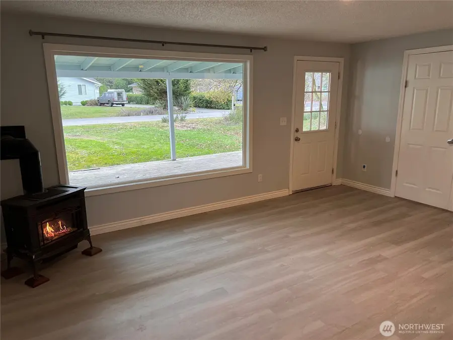 152 Tahola Street Se, Ocean Shores, WA 98569 - Image #2