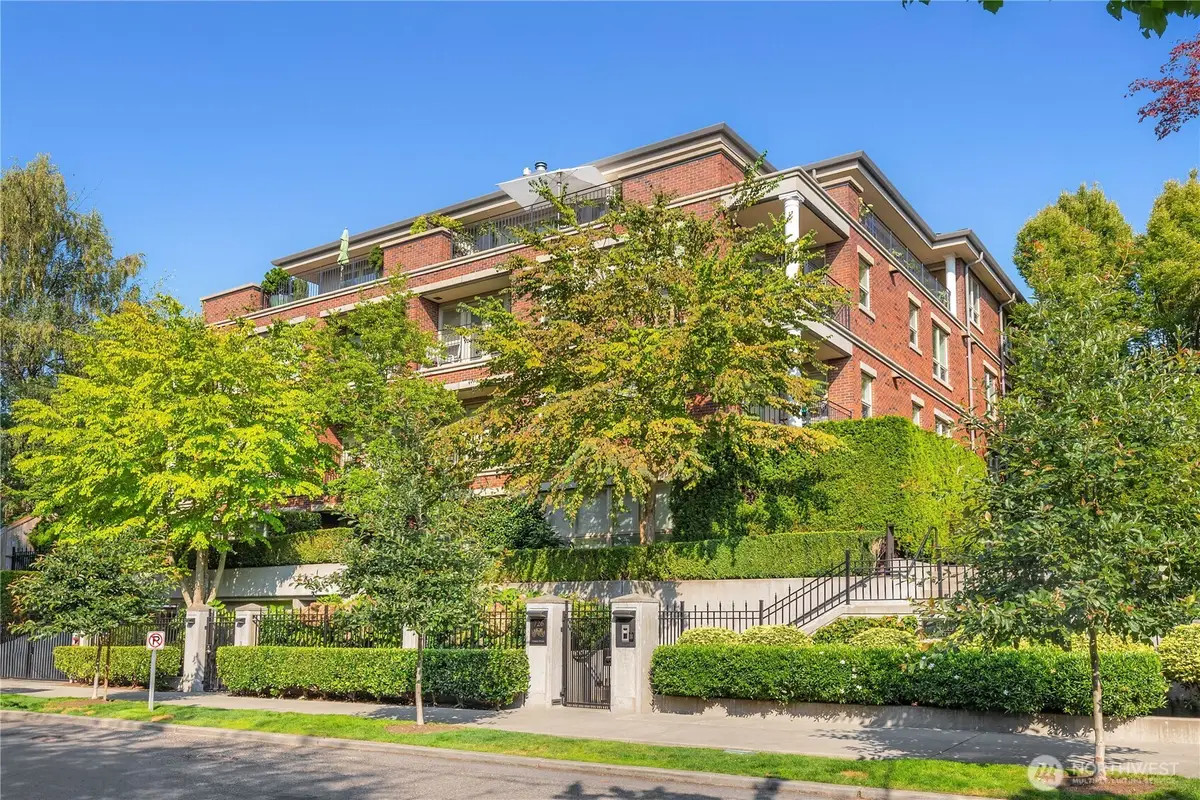 726 Boylston Avenue E #9, Seattle, WA 98102 - Image #1