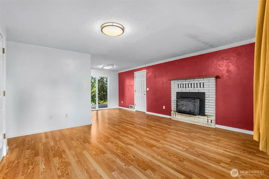 7812 Greenridge Street Sw, Olympia, WA 98512 - Image #2